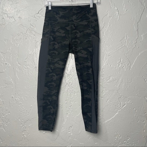 Fabletics On The Go Camo High Waist Leggings - Picture 11 of 11